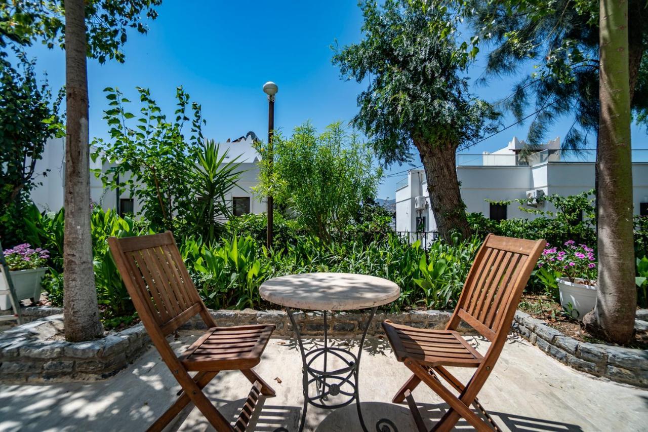 Manzara Boutique Hotel - Adults Only Bodrum ภายนอก รูปภาพ